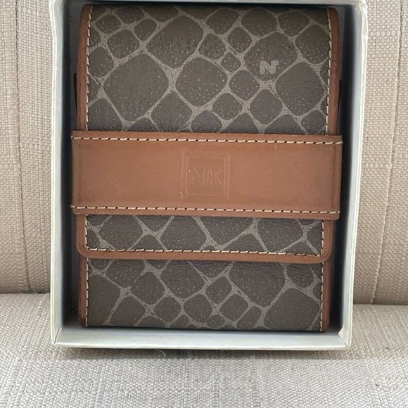 Nina Ricci Vintage Cigarette case/Card case Brown Signature Leather Case - Picture 2 of 12